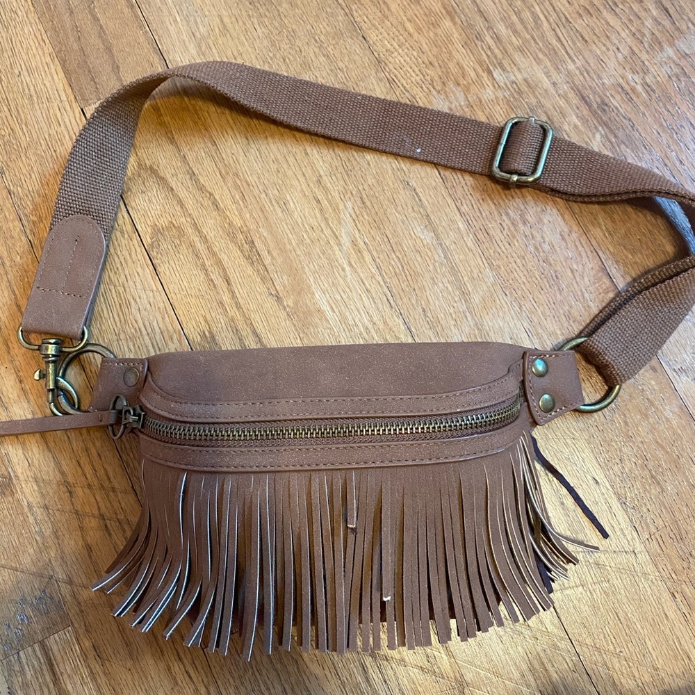 Fringe fanny pack
